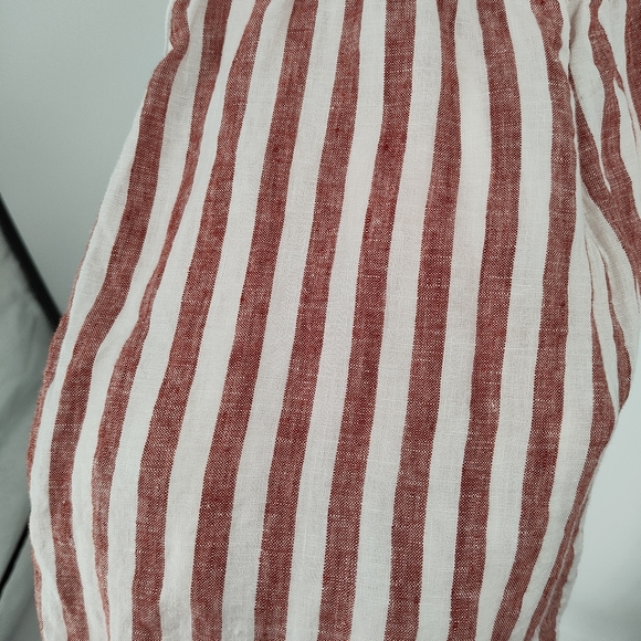 C&C California Linen Romper - Picture 6 of 7